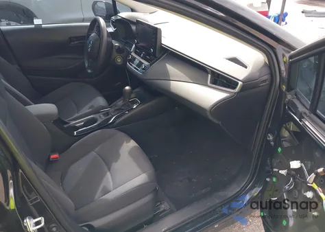 2022 Toyota Corolla Le z USA, uszkodzony, nr VIN 5YFEPMAE7NP311070